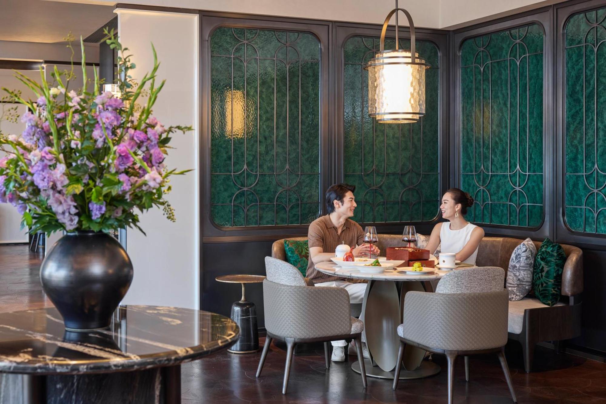 Conrad Chongqing - Indulge In The Magical 8D City Landscape Exterior photo